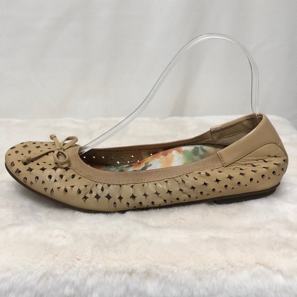 Vionic Spark Surin ballet flats with concealed orthotic arch support - Picture 2 of 10